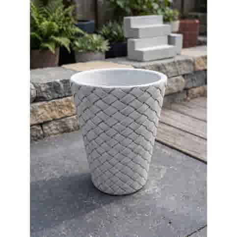 Betonnen bloempot met gevlochten structuur klein 34x29 cm