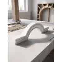 Witte halfronde booglijst 50 cm